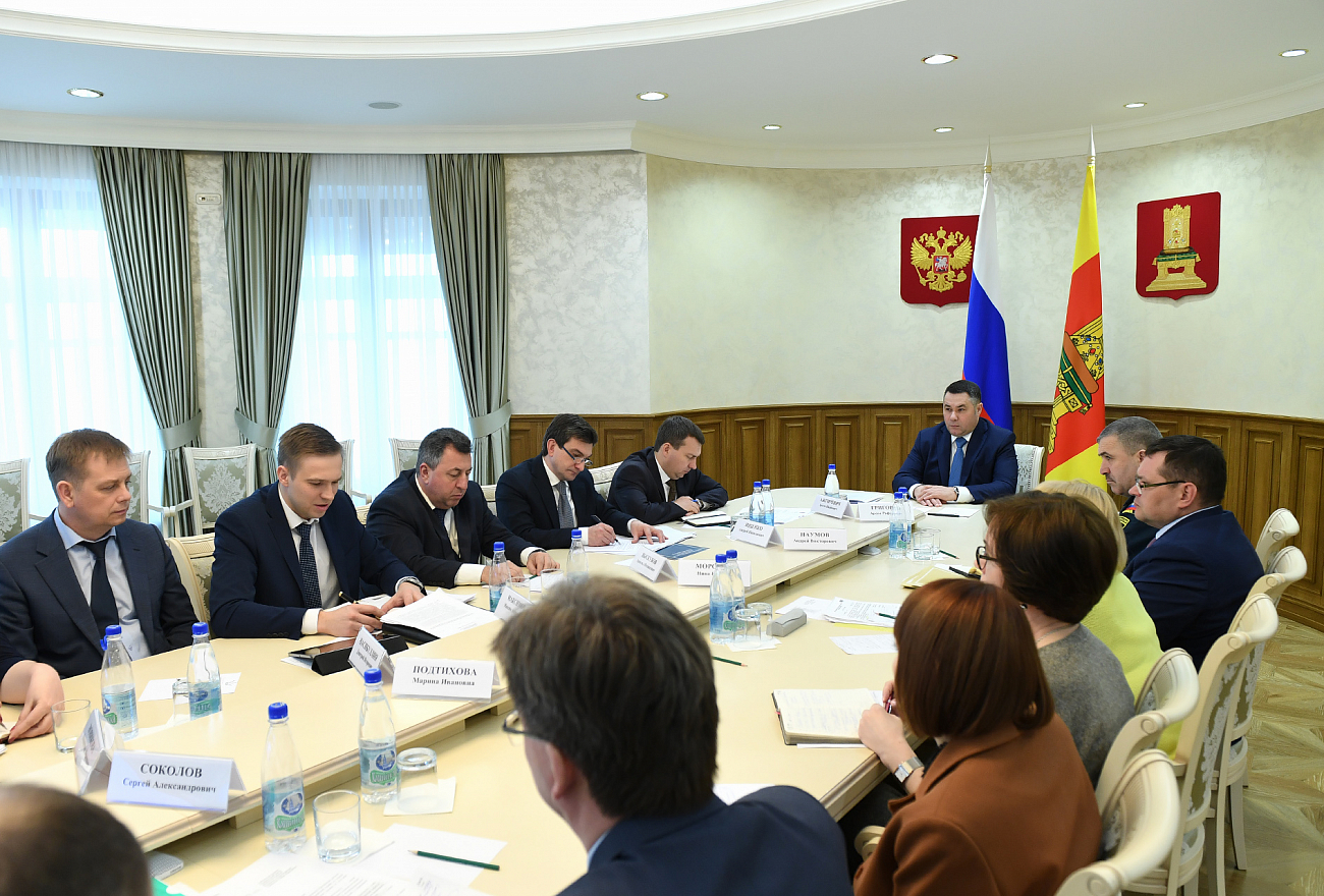 Больницы дооснастили аппаратами ИВЛ