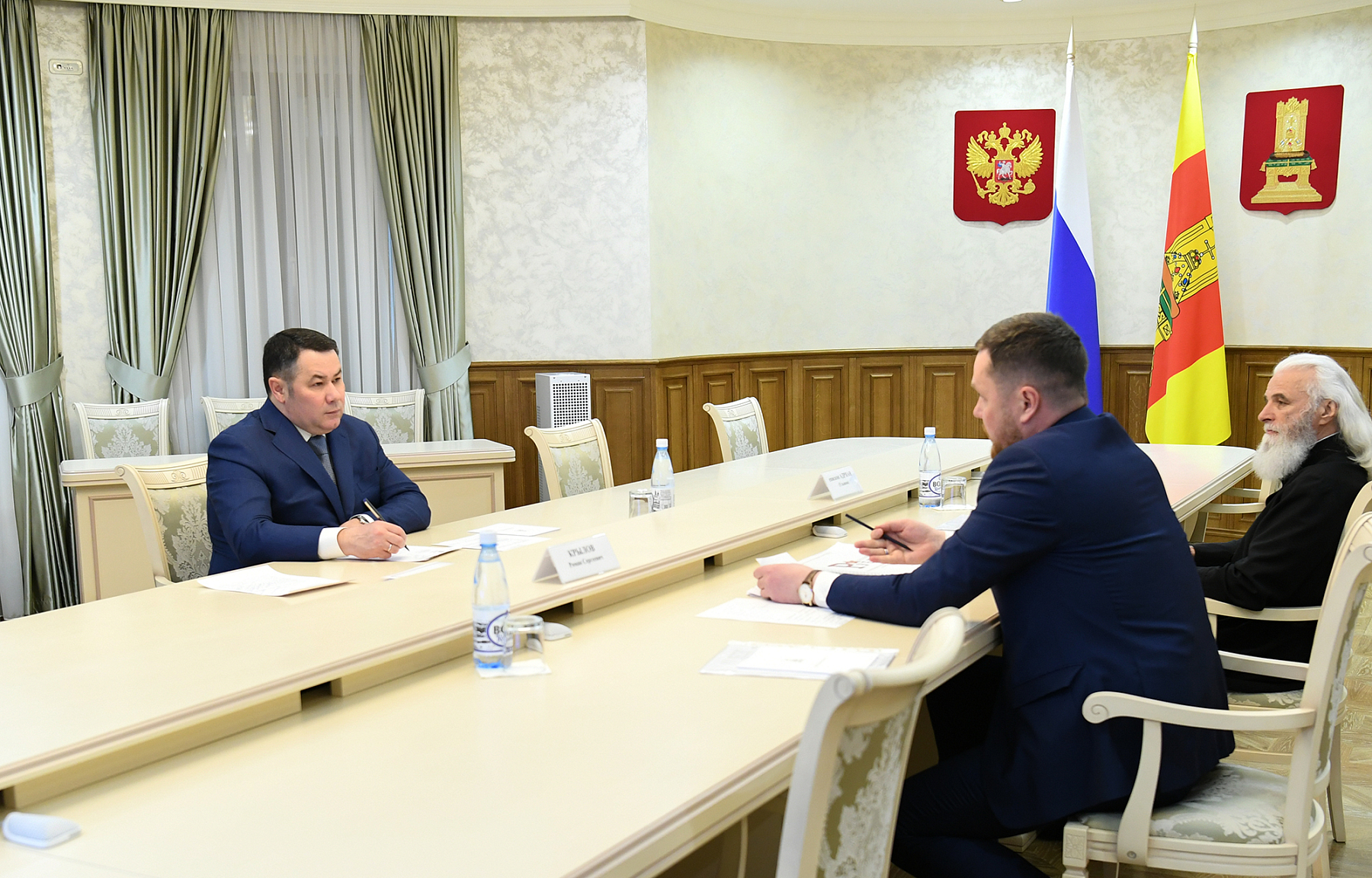 Тверской губернатор принял ржевского Крылова с батюшкой