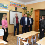 Губернатор Руденя оценил готовность Горютинской школы в Калининском районе